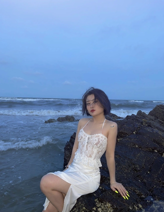 Ảnh đẹp Hảo Thỏ streamer xuyên thấu