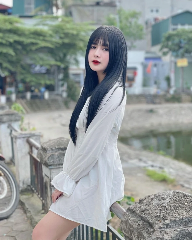 Chân dung Quỳnh Alee dễ thương