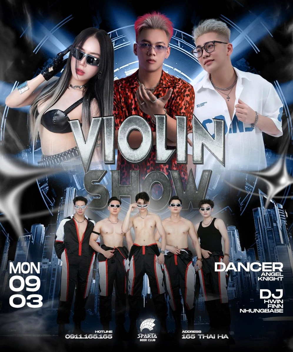 DJ Mie với thần thái mạnh mẽ trong sự kiện âm nhạc