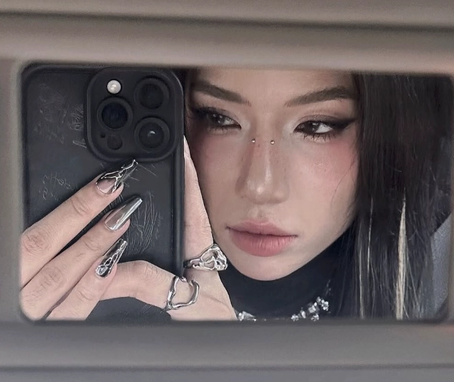 Hậu cung Lyhan Em Xinh ảnh 8