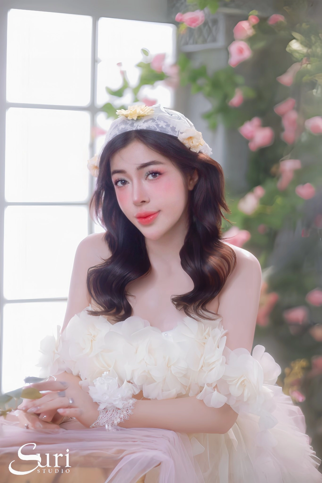 Hình ảnh Linh Barbie với thần thái chân thực