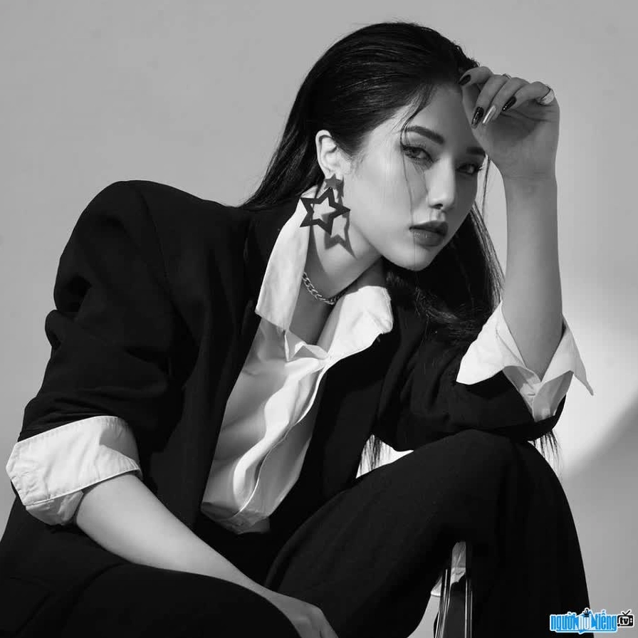 Hình ảnh Lyhan nổi bật