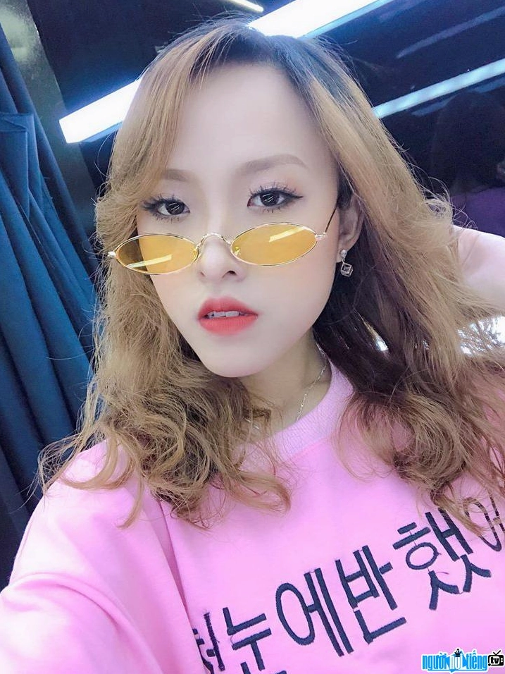 Hình ảnh quyến rũ nổi bật của Trâm Đô