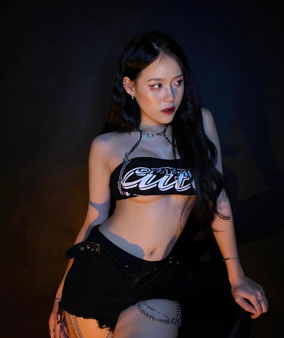 Khoảnh khắc viral TikTok Trà Đặng gây bão