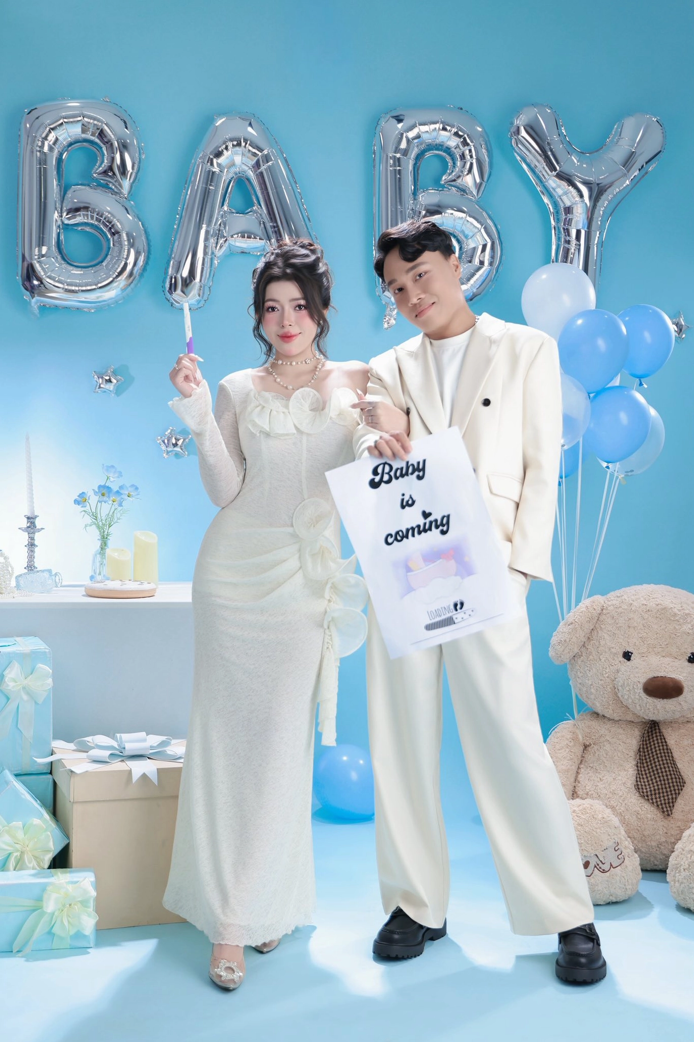Linh Barbie nổi bật với vẻ đẹp tự nhiên