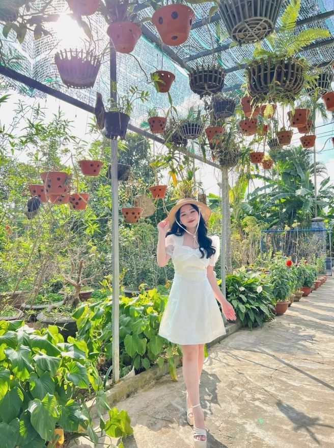 Mây Bae cận cảnh thần thái