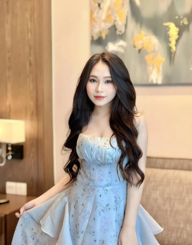 Mây Bae pose tạo hình quyến rũ