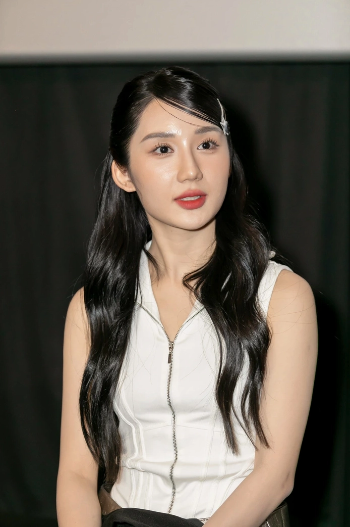 Mina Young nữ ca sĩ mới nổi