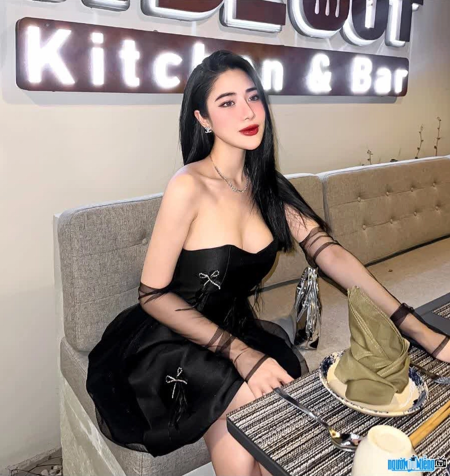 Nhan sắc Gonpinkk hot TikToker cận cảnh