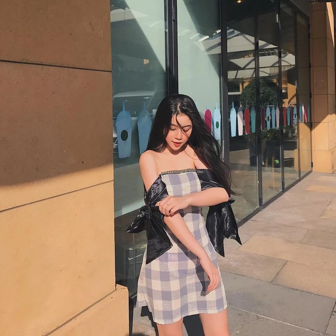 Quỳnh Thi búp bê Instagram Việt Nam 1998