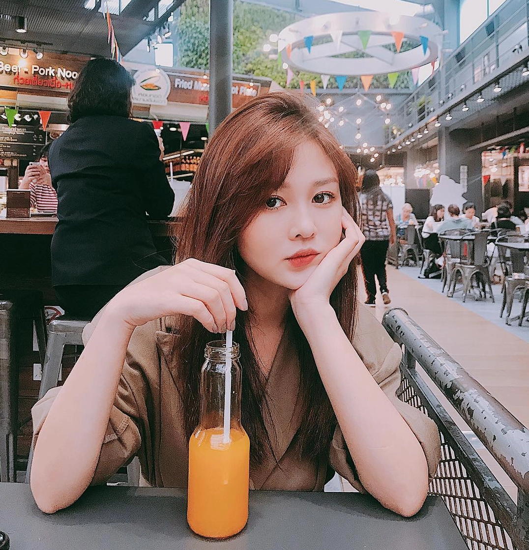 Ribi Sachi thần thái mạnh mẽ