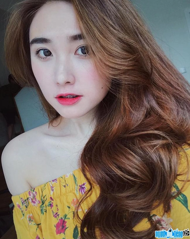 Thanh Mèo xinh đẹp đời thường