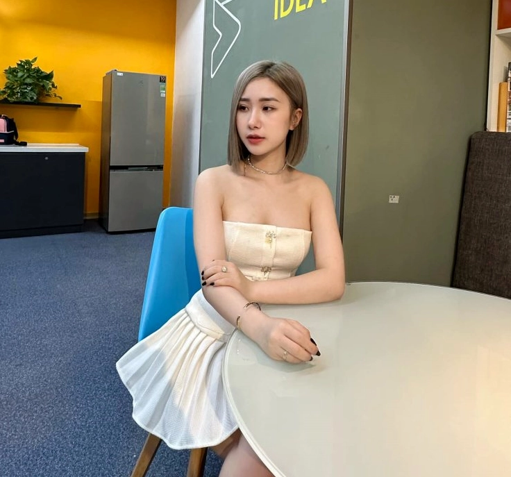 Tiểu Hý vượt qua scandal suy sụp