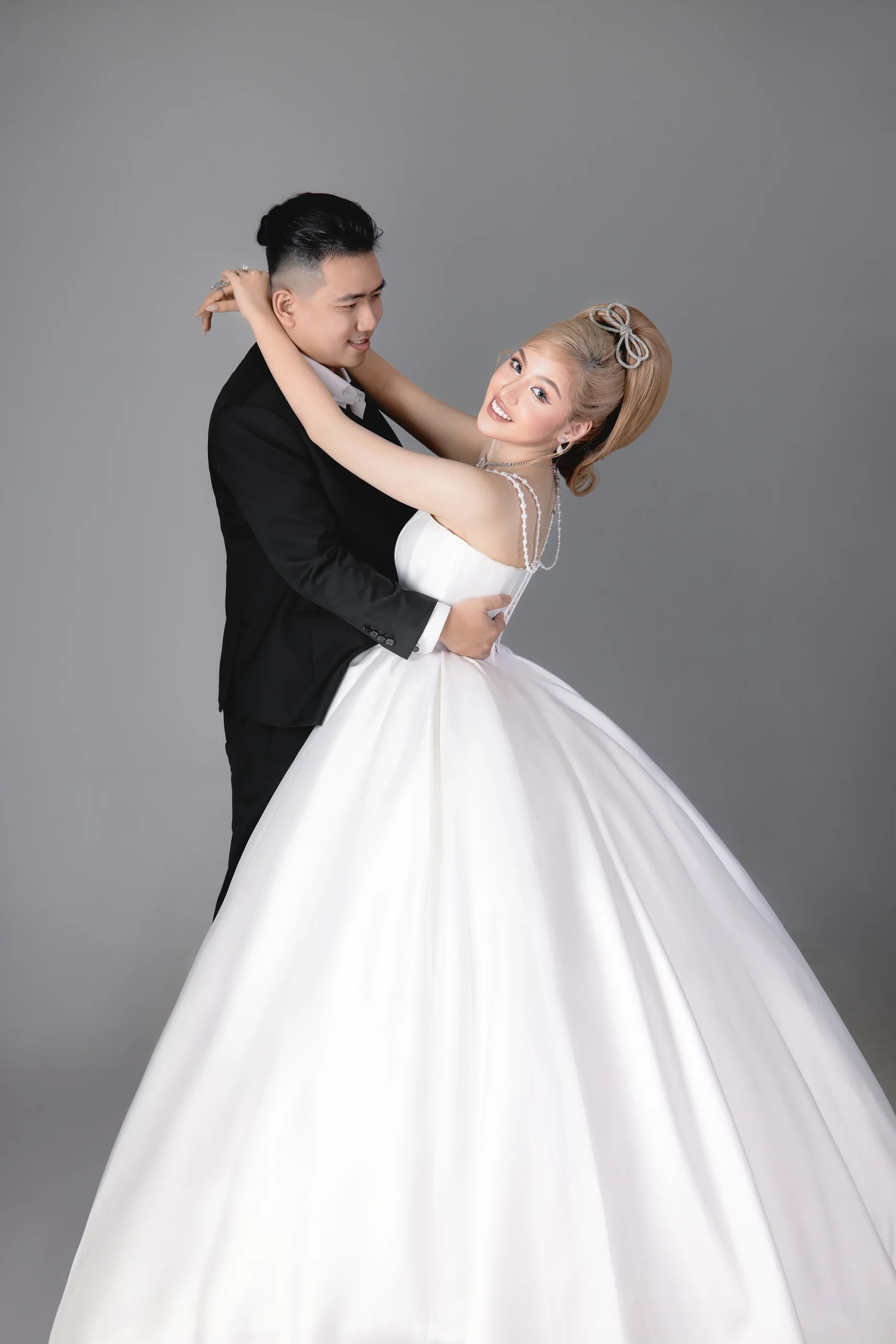 Trần Thanh Tâm kết thúc bộ ảnh cưới đẹp