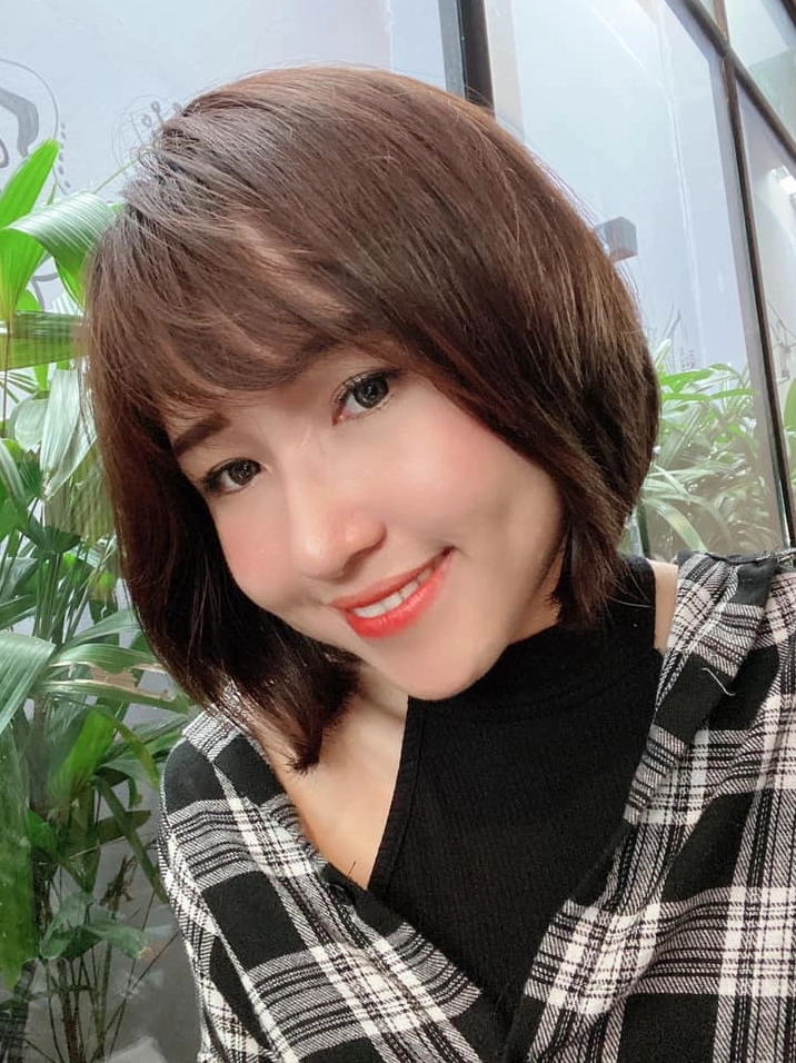Uyên Pu rạng rỡ trong ảnh đời thường